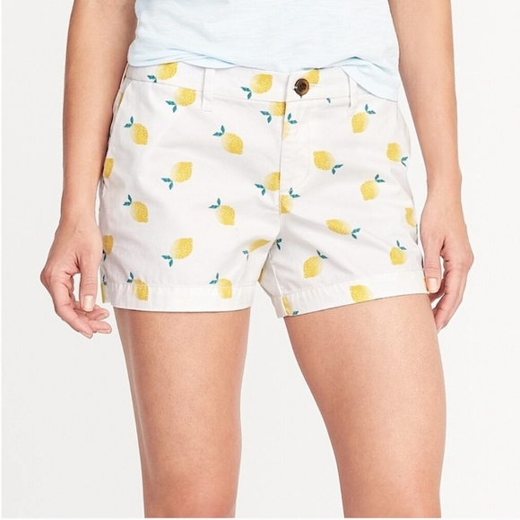 NWT Old Navy Shorts Lemons White & Yellow Size 0 Pockets Zio Rise 9" in Cotton - Picture 1 of 9